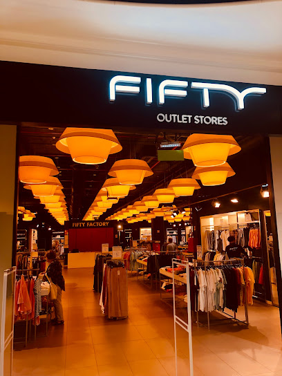 Fifty Outlet em Odivelas