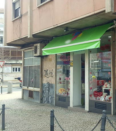 Salpicos de cor em Almada