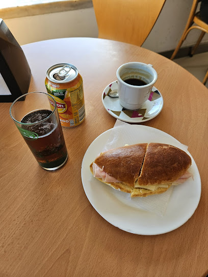 the snack – Amora