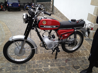 Comercio De Motociclos Courense, Lda. em Coura