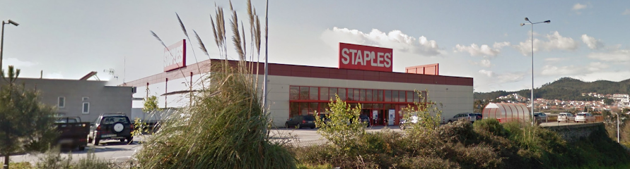 Staples Barcelos em 