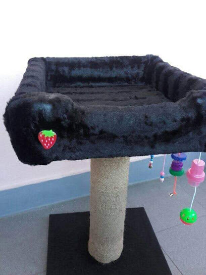 Brinquedos para animais em Queluz