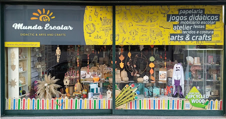Mundo Escolar-comercio De Material Did em Vila Nova de Gaia