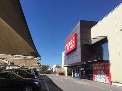 Staples(r) * Evora em Evora