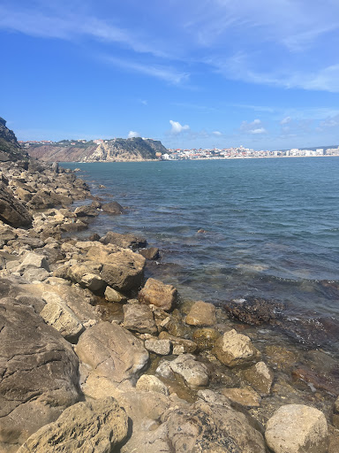 A Pocinha – Salir do Porto