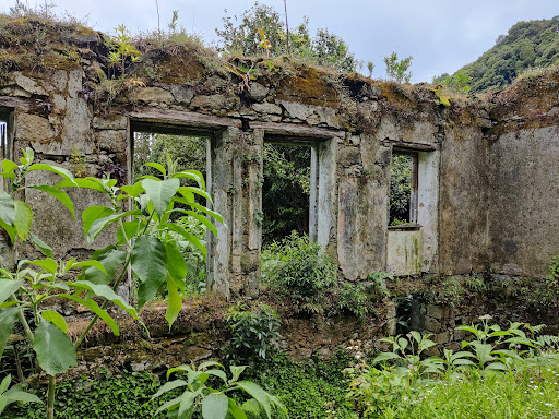 Aldeia do Sanguinho eco village em Povoacao