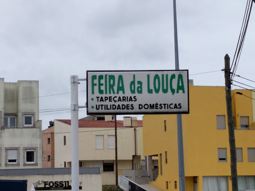 Bone China Market em Baguim do Monte