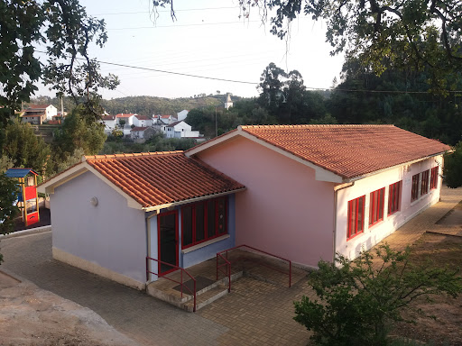 Escola Do 1º Ciclo Do Ensino Básico De Castelo Viegas em Castelo Viegas