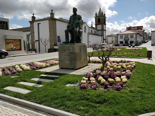 Estátua de Trindade Coelho – Mogadouro