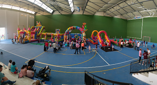 Hinchables atracciones Divermaka – Benavente