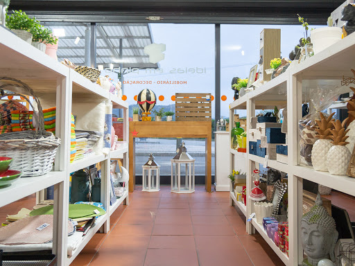 Ideias Em Pinho – Brinquedos, Decoração e Mobiliário – Esposende
