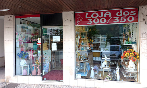 Loja dos 300/350 em Ilhavo