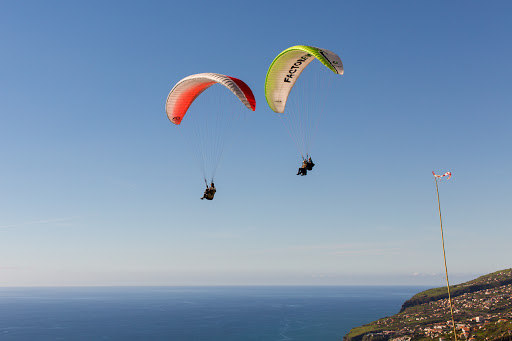 Madeira Paragliding – Arco da Calheta