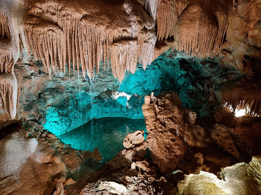 Mira de Aire Cave em Mira de Aire