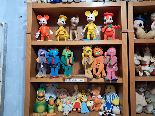 Museu de Brinquedos Rebobina em São Gonçalo