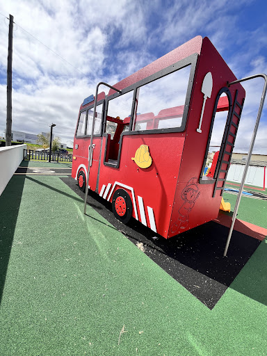 Parque Infantil Air Park – Regueira de Pontes