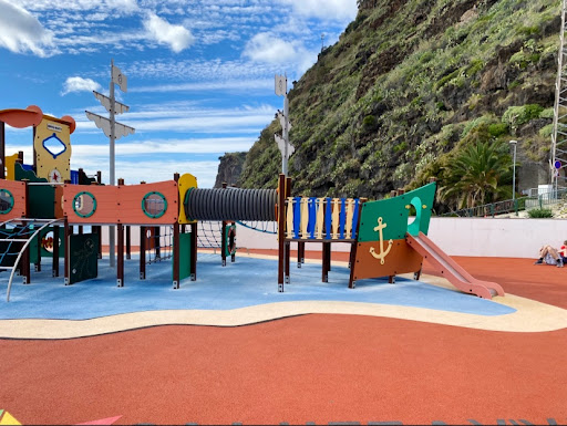 Parque Infantil Da Calheta em Calheta
