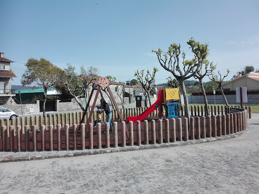Parque Infantil do Largo da Santa – General