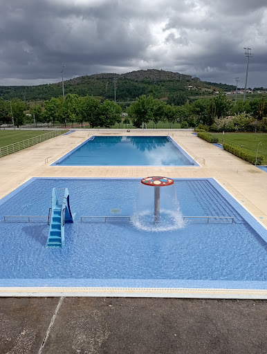 Piscinas Municipais Descobertas de Mogadouro em Mogadouro