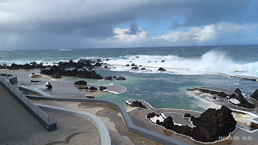 Piscinas Naturais do Porto Moniz – Porto Moniz