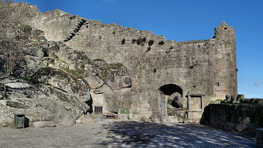 Porta da Vila – Sortelha