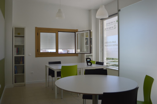 QuadroBranco – Centro de Estudos e Explicações – Póvoa de Santa Iria