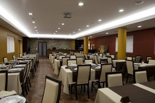 Restaurante Pensão Suissa em Macieira de Cambra