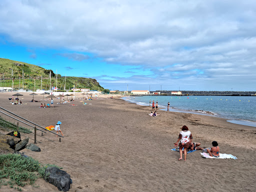 Small beach of Praia da Vitória em General