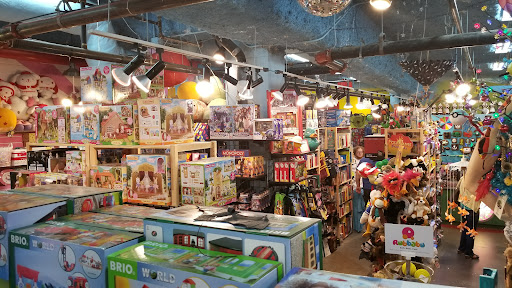 Toy Joy – Austin