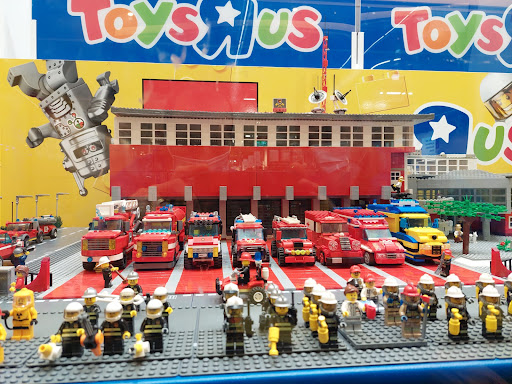 Toys R Us & Prénatal – Braga