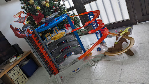toys.and.care em General
