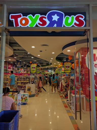 Toys”R”Us – Ayala Malls Legazpi – Legazpi City