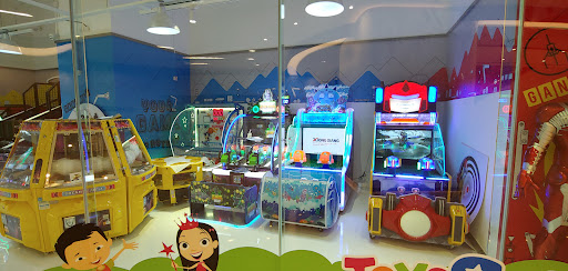 Toys”R”Us Macau (NOVA Mall) – General
